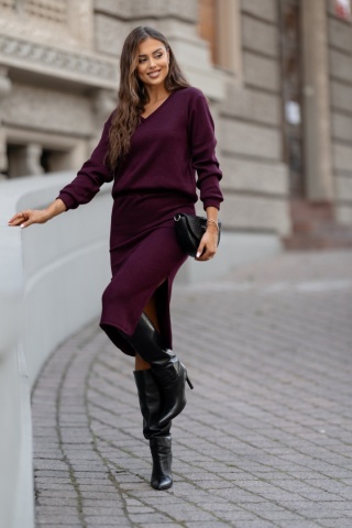 Komplet sweterkowy spódnica i bluzka bordo