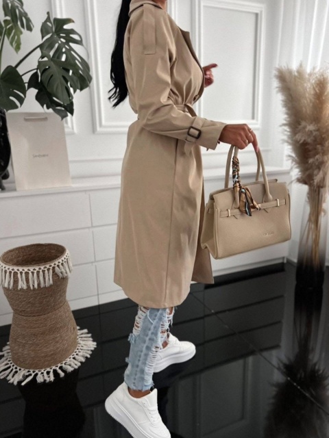 Płaszczyk midi z paskiem