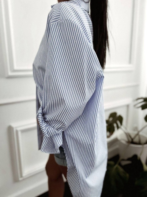 Koszula oversize z długim tyłem i cekinami